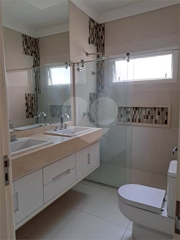 Casa à venda com 3 suítes no condomínio Residencial Terra Nobre, Indaiatuba - SP