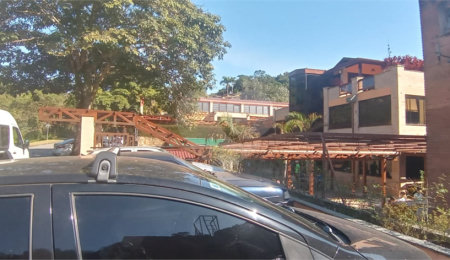 Casa à venda no condomínio Alpes da Cantareira, Mairiporã - SP
