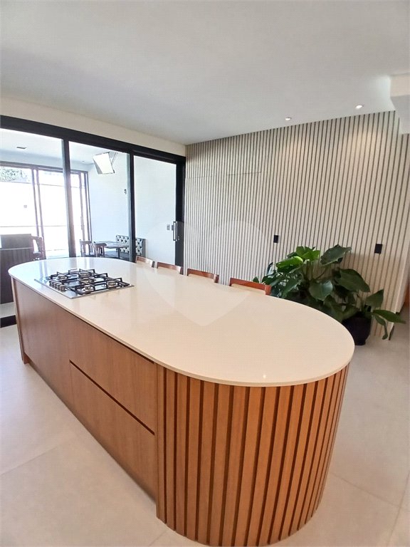 Casa à venda com 3 suítes em Pinheirinho, Vinhedo, SP