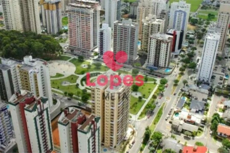 Casa à venda com 4 quartos, sendo 2 suítes, no condomínio Terras do Vale, Caçapava - SP