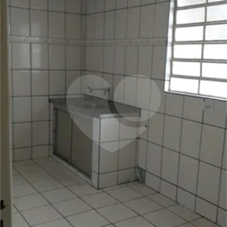 CASA A VENDA COM 125M², 2 DORMITÓRIOS, 1 BANHEIRO, 1 VAGA, TAUBATÉ/SP.
