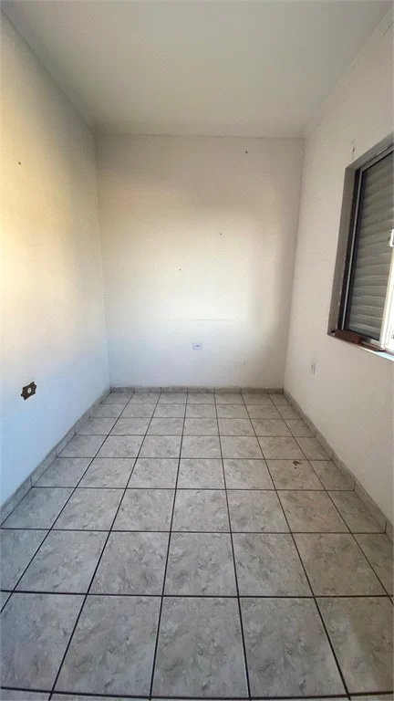 Sobrado à venda com 3 quartos em Parque Independência, São Paulo, SP