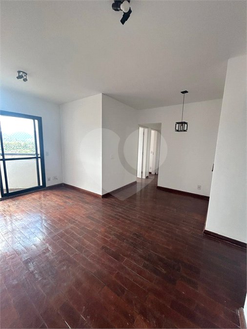 Apartamento à venda com 3 quartos, sendo 1 suíte,  em Lagoa Seca, Mogi das Cruzes, SP