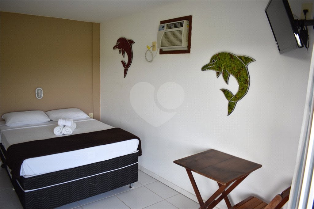 Hotel à venda com 12 quartos, sendo 13 suítes,  em Alto de Búzios, Armação dos Búzios, RJ
