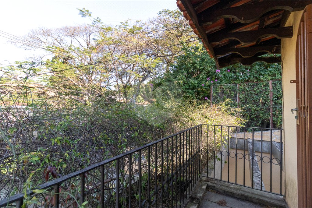 Casa à venda com 4 quartos, sendo 1 suíte, em Campo Belo, São Paulo, SP