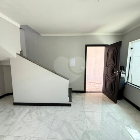 Casa à venda com 3 quartos, sendo 1 suíte, em Vila Rosália, Guarulhos, SP
