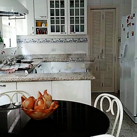 Casa à venda com 3 quartos, sendo 1 suíte,  em Jardim Franca, São Paulo, SP