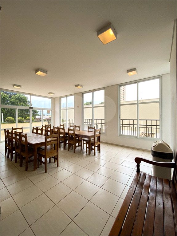 Apartamento à venda com 2 quartos no Centro, Araraquara, SP