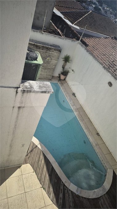 Sobrado à venda com 4 quartos, sendo 2 suítes, em Jardim Virginia Bianca, São Paulo, SP