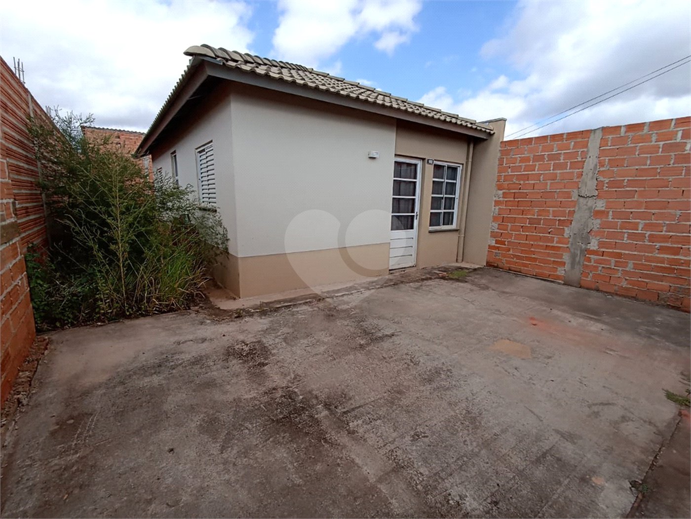 Casa à venda ou para alugar com 2 quartos em Residencial Reserva da Mata, Itapetininga, SP