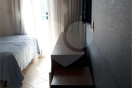 Sobrado à venda com 3 quartos, sendo 1 suíte, em Jardim Ester, São Paulo, SP