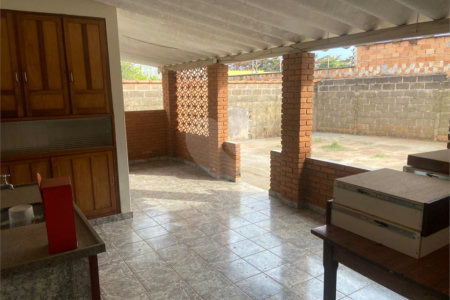 Casa à venda com 3 quartos em Jardim Paulistano (vila Xavier), Araraquara, SP