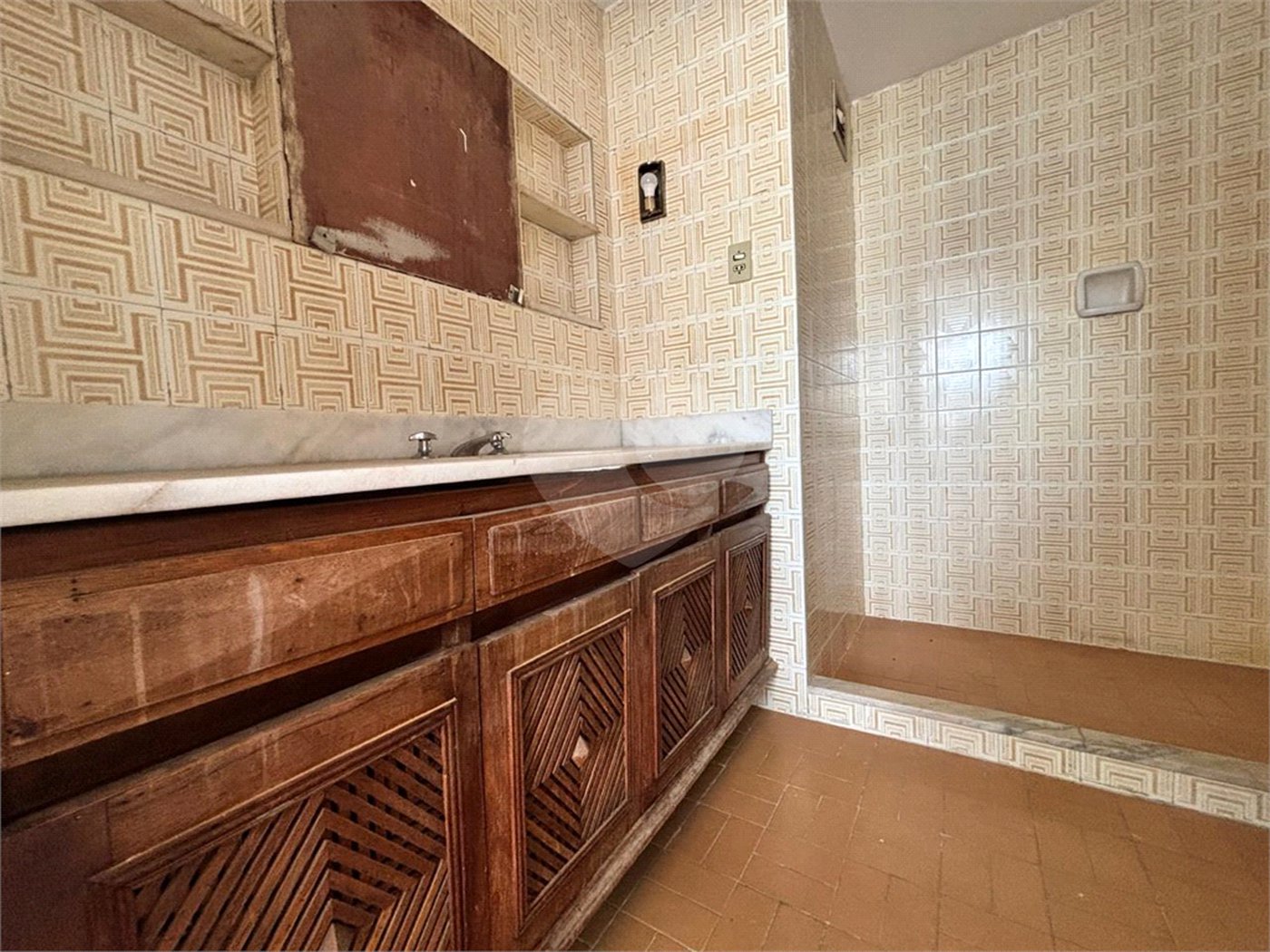 Apartamento à venda com 3 quartos, sendo 1 suíte,  em Maracanã, Rio de Janeiro, RJ