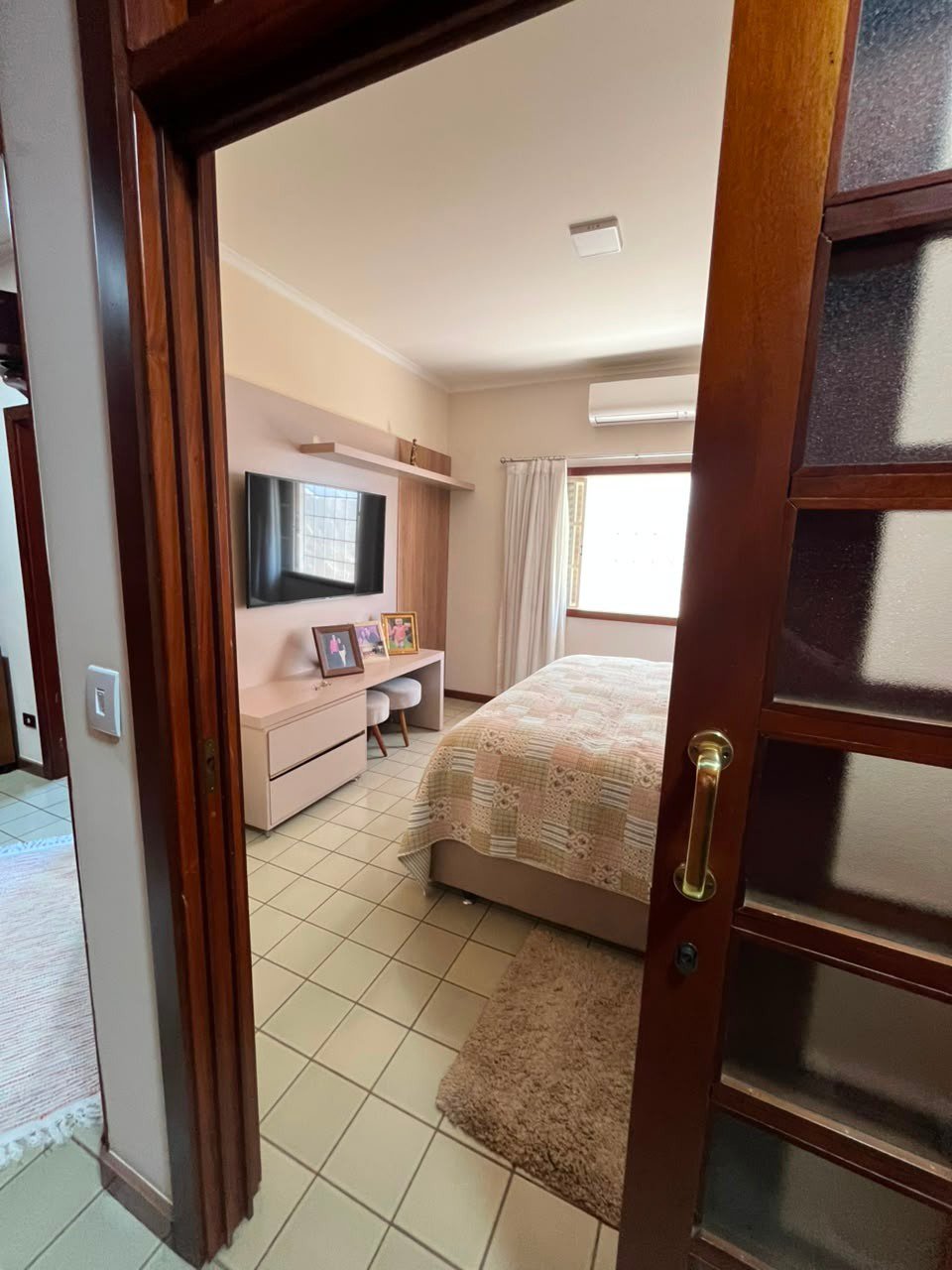 Casa à venda com 3 quartos, sendo 1 suíte,  em Santos Dumont, Três Lagoas, MS