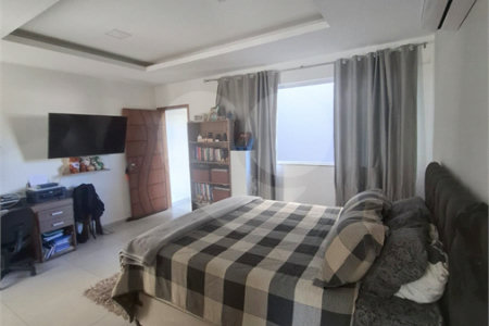 Casa à venda com 3 quartos, sendo 1 suíte, em Campo Grande, Rio de Janeiro, RJ