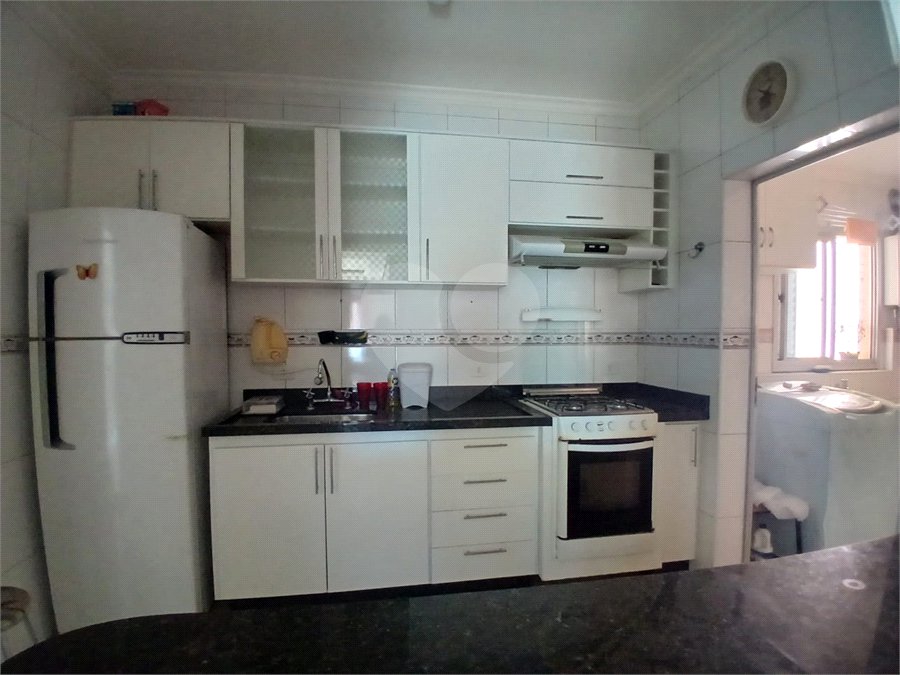 Apartamento à venda com 3 quartos, sendo 1 suíte,  em Jardim Brasil, São Roque, SP