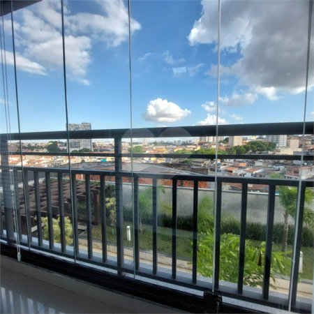 Apartamento à venda com 3 quartos, sendo 1 suíte, em Jardim Flor da Montanha, Guarulhos, SP