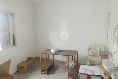 Sobrado à venda com 3 quartos em Vila Gustavo, São Paulo, SP