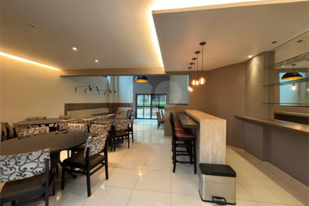 Apartamento à venda com 3 suítes em Vila Paulicéia, São Paulo, SP