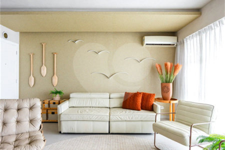Apartamento à venda com 3 quartos, sendo 1 suíte, em Pitangueiras, Guarujá, SP