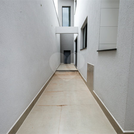 Casa à venda com 3 suítes em Jardim Santa Mena, Guarulhos, SP