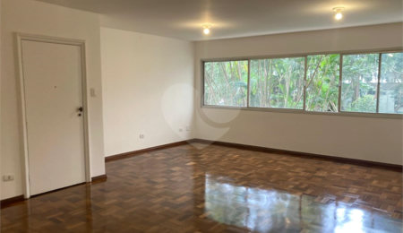 Apartamento para alugar com 4 quartos, sendo 1 suíte,  em Santo Amaro, São Paulo, SP