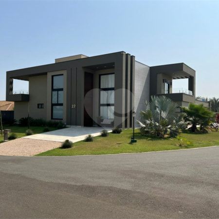 Casa à venda com 5 quartos, sendo 4 suítes, no condomínio Terras de Mont Serrat, Salto - SP