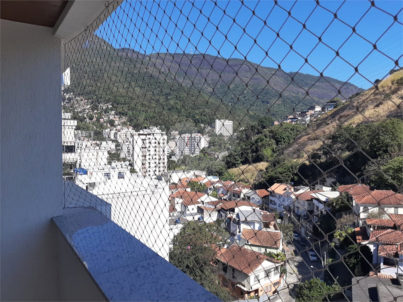 Cobertura à venda com 3 quartos, sendo 2 suítes,  em Tijuca, Rio de Janeiro, RJ
