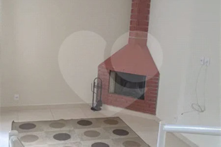 Casa à venda com 3 quartos, sendo 2 suítes, no condomínio Cafezal VI, Itupeva - SP