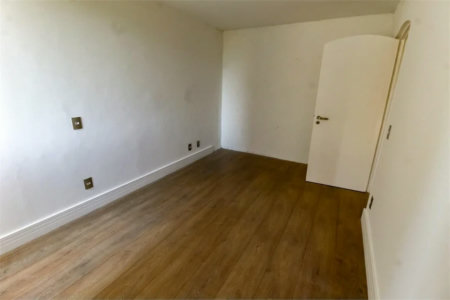 Apartamento à venda com 3 quartos, sendo 2 suítes, em Vila Andrade, São Paulo, SP
