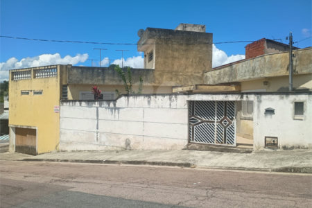 Casa à venda com 3 quartos, sendo 1 suíte,  em Jardim do Lago, Jundiaí, SP