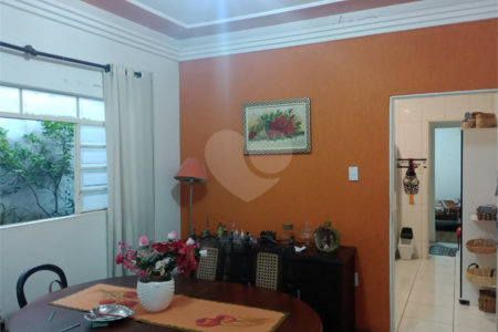 Casa à venda com 3 quartos, sendo 1 suíte, em Vila São José, Itapetininga, SP