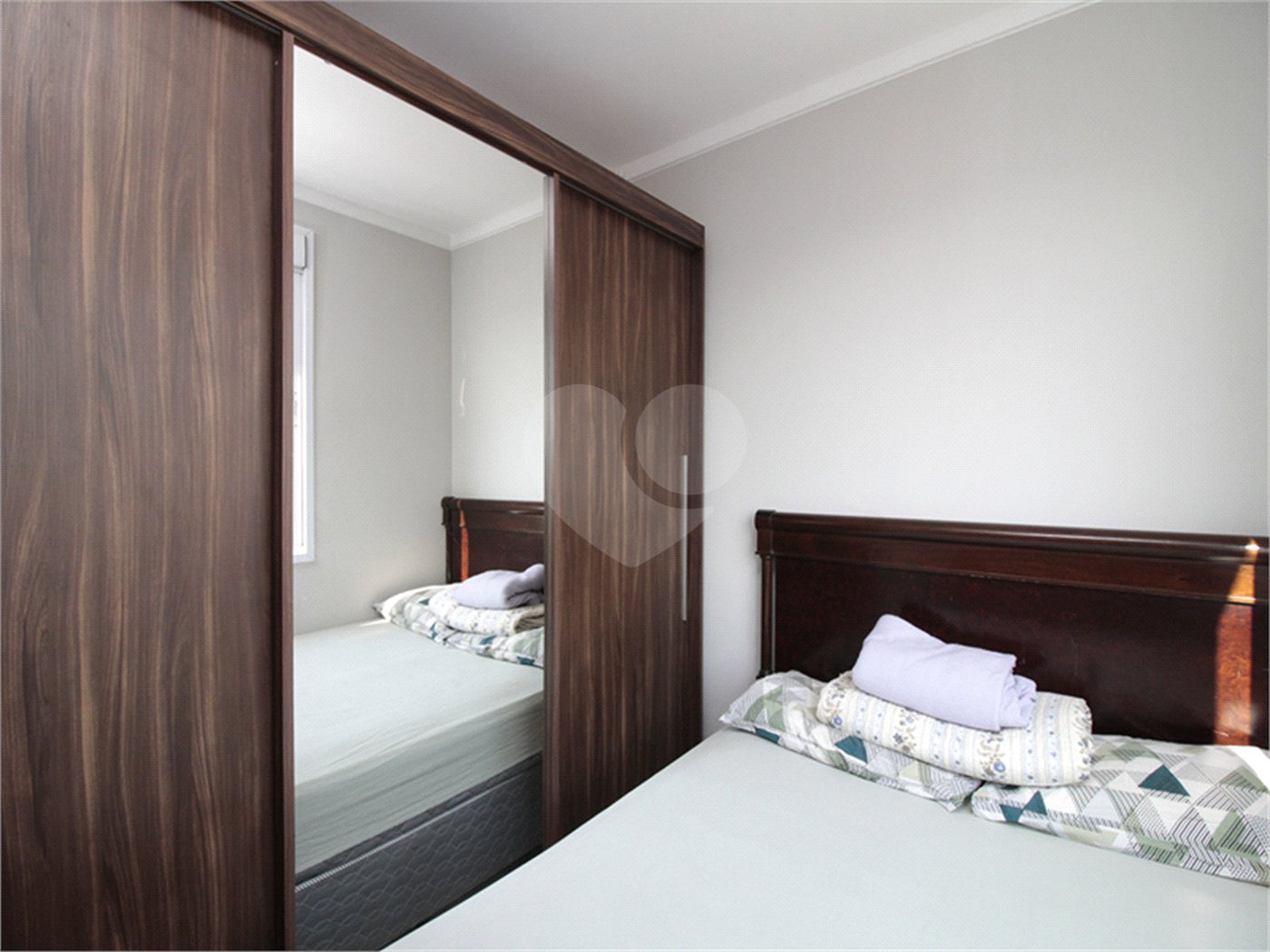 Apartamento à venda com 3 quartos, sendo 1 suíte,  em Jardim Brasil (zona Norte), São Paulo, SP
