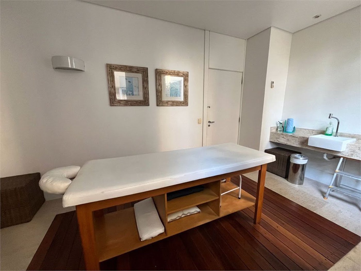 Apartamento Residencial à venda, Vila Luis Antônio, Guarujá - AP1540.