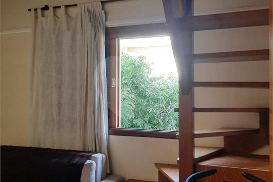 Casa à venda com 3 quartos, sendo 1 suíte, no condomínio Barbará II, São Paulo - SP