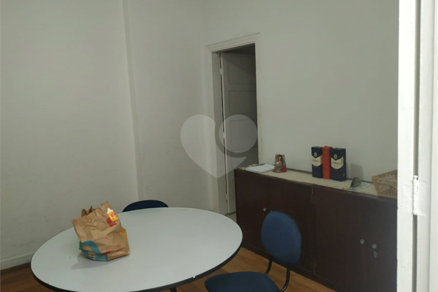 Casa à venda com 7 quartos, sendo 1 suíte, em Santana, São Paulo, SP