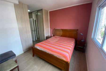 Apartamento à venda com 3 suítes em Lapa, São Paulo, SP