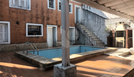 Casa à venda com 4 suítes em Vila Sônia, São Paulo, SP