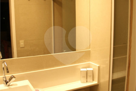 Apartamento à venda com 1 suíte em Vila Andrade, São Paulo, SP