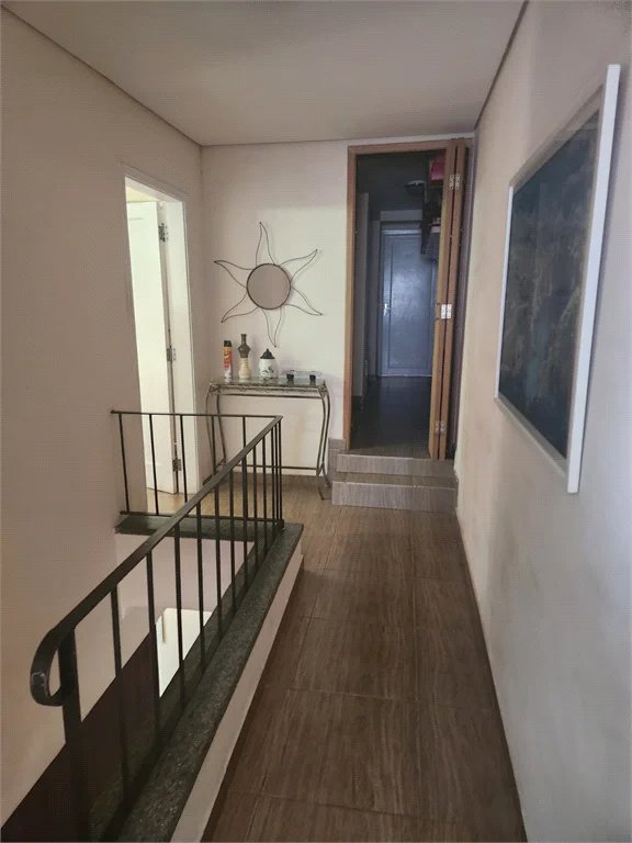 Sobrado à venda com 4 quartos, sendo 1 suíte, em Água Branca, São Paulo, SP