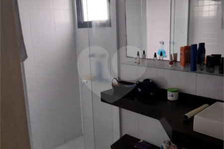 Apartamento à venda com 3 suítes em Vila Suzana, São Paulo, SP