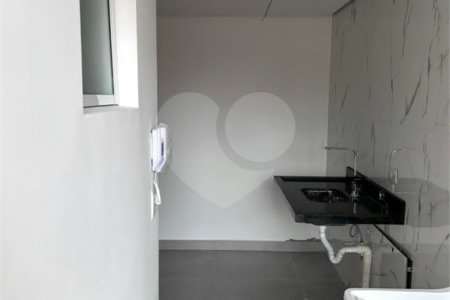 Apartamento à venda com 2 quartos em Vila Vitório Mazzei, São Paulo, SP