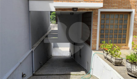 Sobrado à venda com 3 quartos, sendo 1 suíte,  em Horto Florestal, São Paulo, SP
