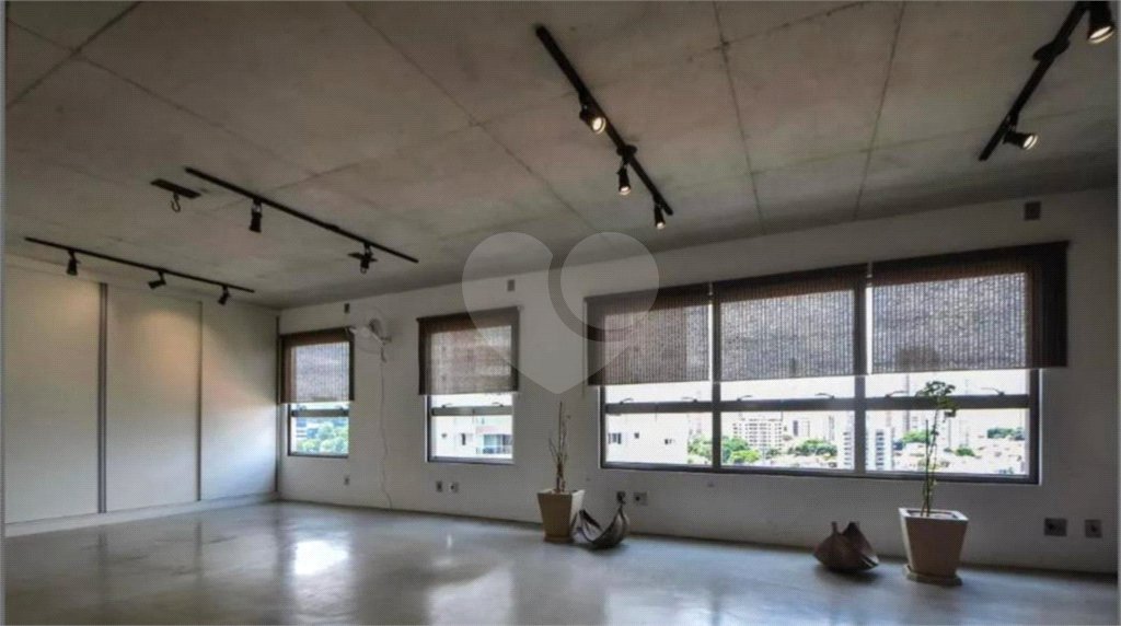 Apartamento à venda com 1 suíte em Jardim das Acácias, São Paulo, SP