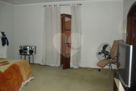 Sobrado à venda com 3 quartos, sendo 1 suíte, em Jardim Franca, São Paulo, SP