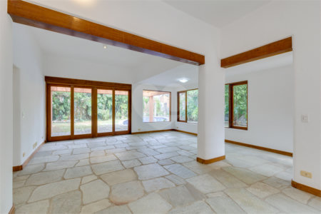 Casa Térrea à venda com 3 quartos, sendo 1 suíte, em Jardim Petrópolis, São Paulo, SP