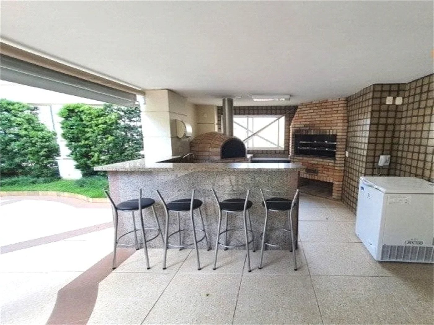 Apartamento à venda com 3 quartos, sendo 1 suíte, em Vila Sônia, São Paulo, SP