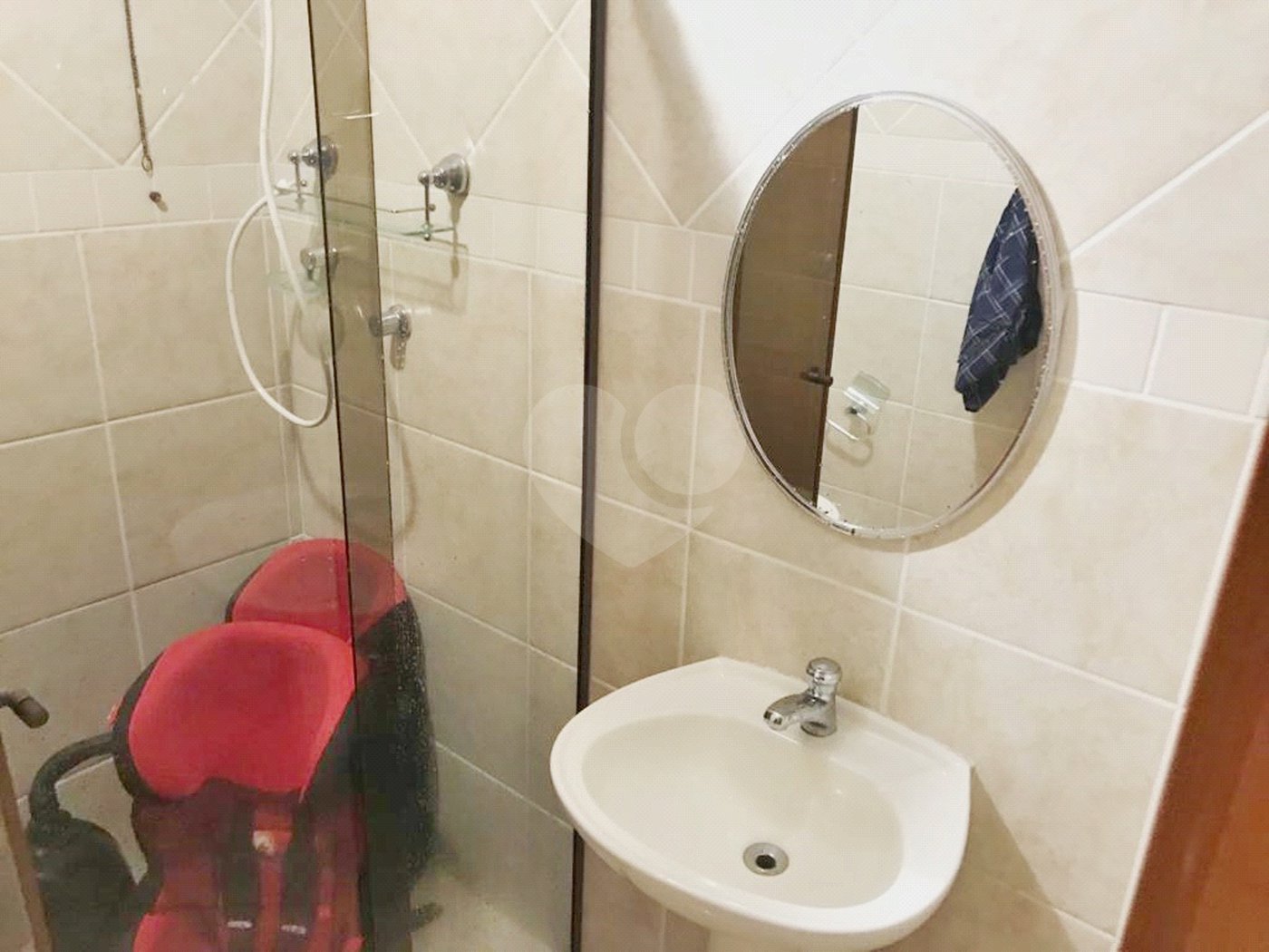 Sobrado à venda com 4 quartos em Parque Vitória, São Paulo, SP