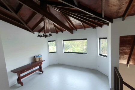 Casa à venda com 3 suítes em Jardim Londrina, São Paulo, SP