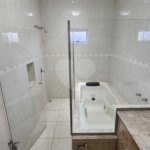 Casa para alugar com 4 quartos, sendo 2 suítes, no condomínio Portal de Itaici, Indaiatuba - SP